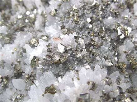 ◇当店初入荷！◇神秘の結晶群◇キラキラ黄金結晶！黄鉄鉱共生