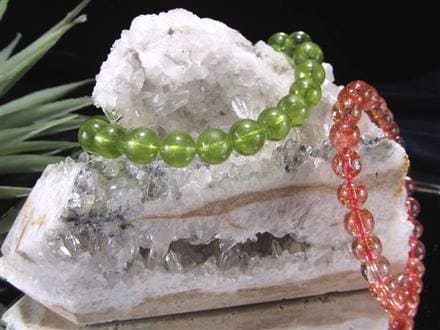 ☆少量限定！☆珍しいオベリスクカットクラスター☆キラキラ針状群生