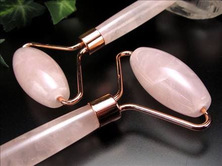 ☆海外で大人気！今注目の天然石ローラー☆フェイスローラー☆リンパ