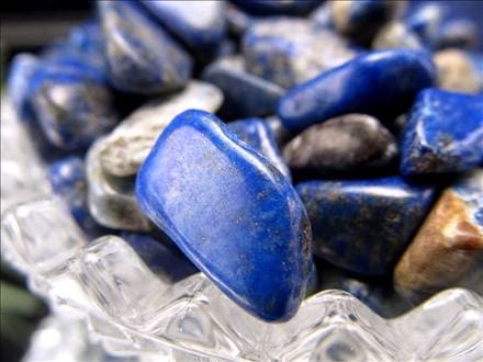 ★限定ご奉仕★幸運を呼び寄せる☆聖なる石♡【1kg天然ラピスラズリさざれ】❤️ ◇つやつや！極上◇幸運を呼び寄せる石◇艶々ラピスラズリ【青金石