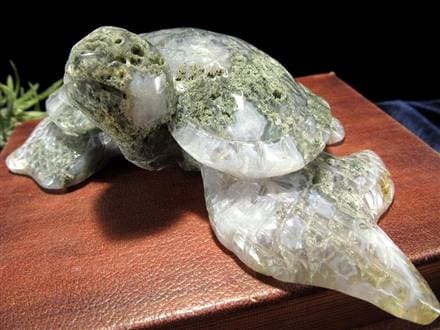 ◇極上！一刀一石彫り◇幸運をもたらす神聖な生き物◇健康と長寿の象徴