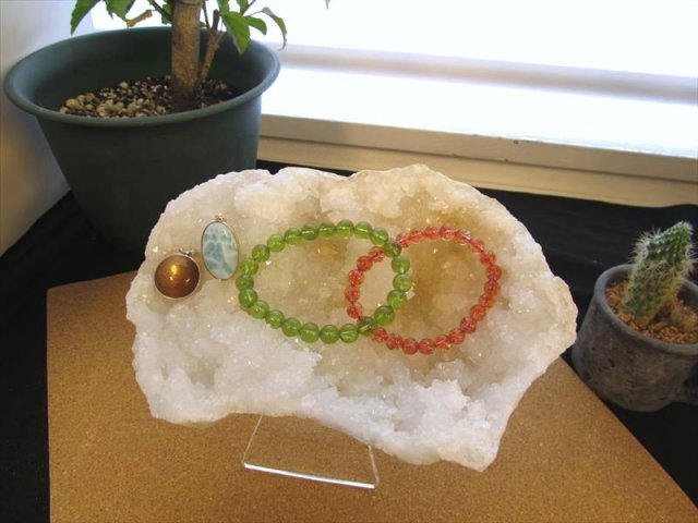 浄化用クリスタルベッド】☆天然石・パワーストーンアクセサリーの浄化