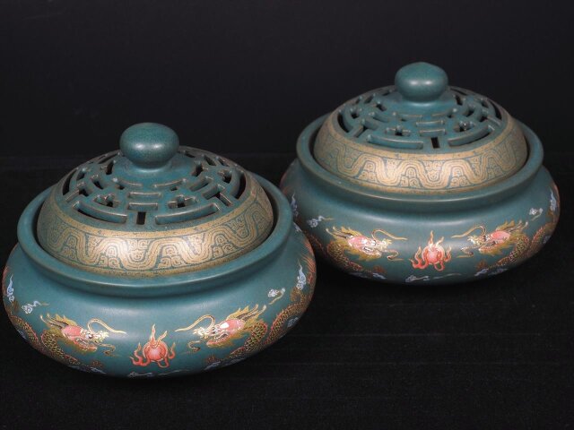 ☆特選逸品☆高級☆天然植物香料100％【貴重な『白檀』使用☆ 観音貢檀