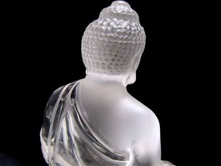 ☆澄み切った透明感☆職人による繊細彫刻☆仏教における医薬の仏☆4月