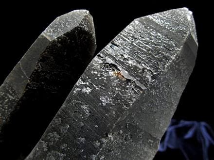 エッチドクォーツモリオン黒水晶原石ラフストーン 蝕像水晶