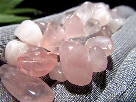 ◇当店初入荷！超希少モザンビーク産◇中粒タイプ◇恋愛・愛情運を象徴