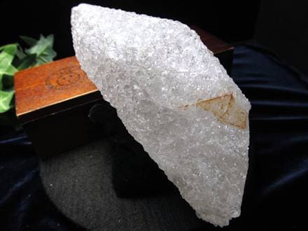 ◇数量限定！厳選品◇近年発見された超希少クリスタル◇神秘的な表面