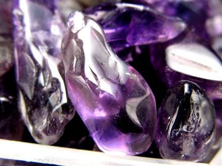 ★決算セール★愛の守護石♡【1kgアメジスト『紫水晶』さざれ】❤ アメジスト さざれ石 1kg 中粒 6-18mm ブラジル産 浄化用・インテリア