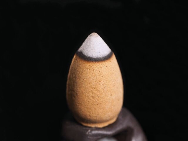 ◇倒流香◇煙が下に流れる神秘のお香 流川香◇おしゃれな筒箱◇30個