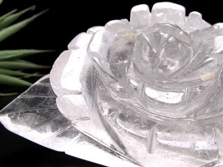 水晶✨バラの彫刻✨290gの水晶置物✨ 【公式通販】