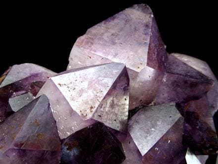 希少品 レア アメジストクラスター 天然石 原石 極大美濃紫結晶 風水 縁起物 希少品 レア アメジストクラスター 天然石 原石 極大美濃紫結晶 風水