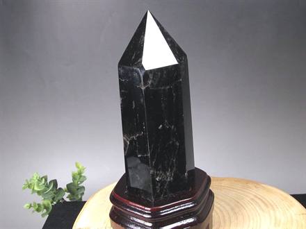 ⭐️モリオンポイント♡BIGサイズ　木の専用台座セット　魔除け　邪鬼　浄化　⭐️ ☆早い者勝ち！☆漆黒の迫力と神秘的な輝き☆重厚感あふれるモリオン