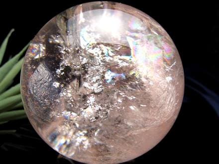 ☆日本初入荷！☆虹色に輝くクリスタル☆純粋と浄化を象徴する万能