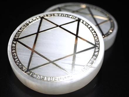 ◇大人気商品!!◇聖母マリアのガラス◇お守りやインテリアとして◇癒し