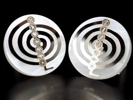 ◇大人気商品!!◇聖母マリアのガラス◇お守りやインテリアとして◇癒し