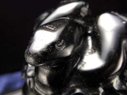 ◇魔除けの女神◇深く美しい漆黒の艶◇魔除け・厄除けの象徴◇古来から