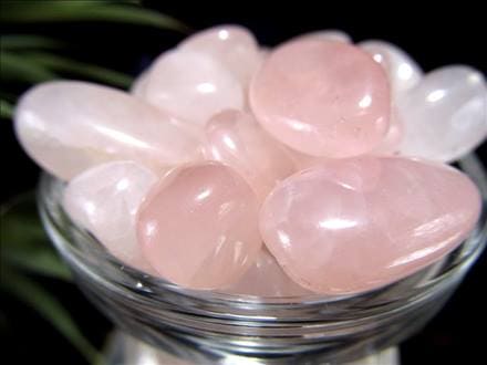 ☆特選ご奉仕☆恋愛成就♡【1kgローズクォーツ『紅石英』さざれ