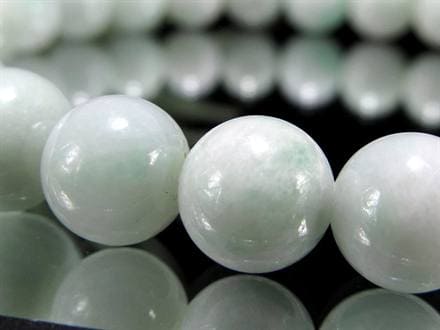 国産石の一級品】☆極上品質×職人技☆世界最古の翡翠「糸魚川翡翠