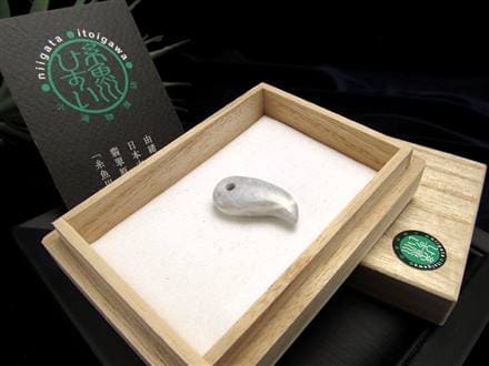 ☆数量限定入荷！☆世界最古の翡翠「糸魚川翡翠」☆日本の国石「翡翠 