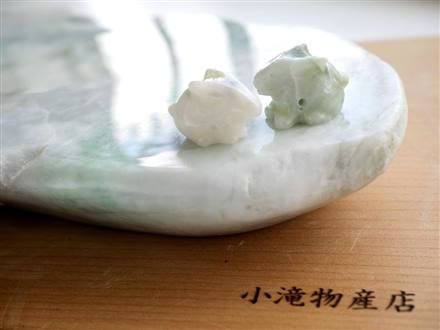 ☆超巨大！勾玉☆入手困難！秘蔵放出！☆世界最古の翡翠「糸魚川翡翠 