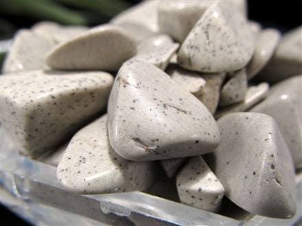 北投石　原石　485g ◇数量限定入荷！◇「医者いらずの石」◇世界希少鉱物！◇温泉成分を