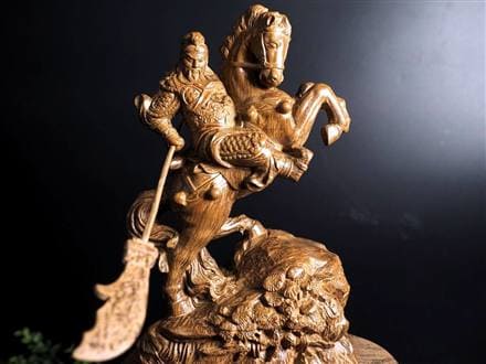 ◇三国志の英雄「関羽」×香木の王「沈香」◇極上！繊細彫刻◇風水や