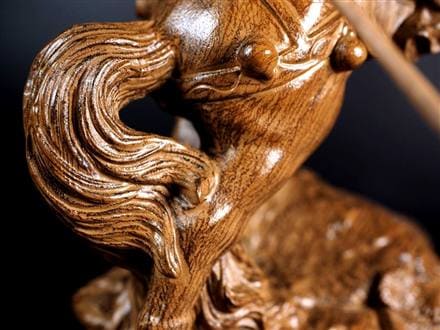 ◇三国志の英雄「関羽」×香木の王「沈香」◇極上！繊細彫刻◇風水や