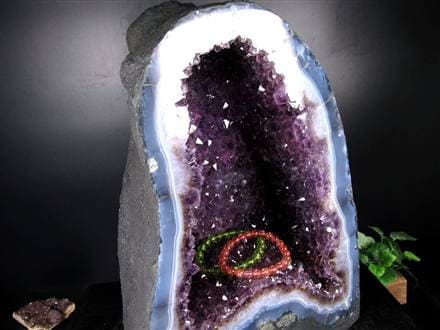 ☆美しい結晶がぎっしり！☆高級インテリアに映える天然芸術品☆家運や
