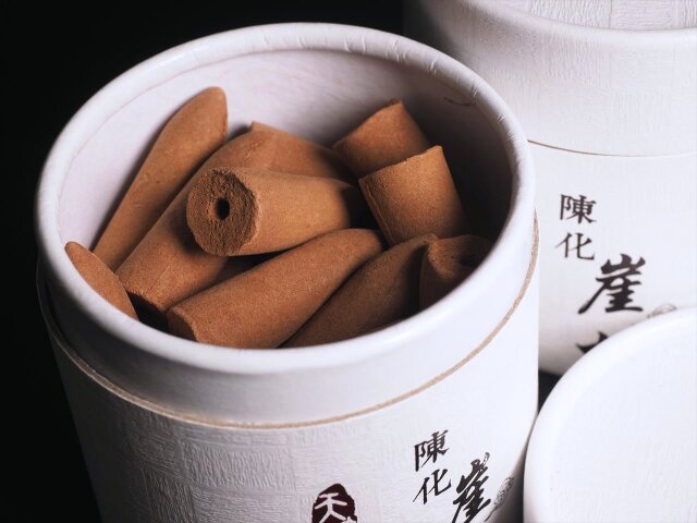 ◇倒流香◇煙が下に流れる神秘のお香 流川香◇おしゃれな筒箱◇30個