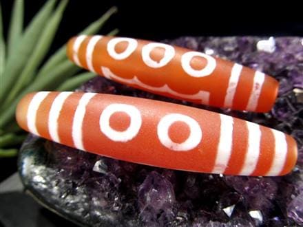 062248 青玉髄大人天珠結晶入り11＊27ミリ