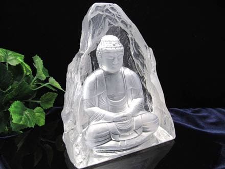 ホログラム？ お釈迦様 激重ガラス玉 約13cm 楽天市場】仏像 釈迦如来座像 15cm : がらんどう