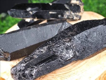 【最強の守護石】観音水晶　モリオン　黒水晶　ラフストーン　台座付き パワーストーン 天然石 モリオン 純天然 黒水晶 六角柱[T43-7933]