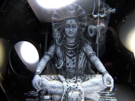 ◇幻想空間を演出！3Dレーザー彫刻◇回転しながら美しく発光◇神秘の