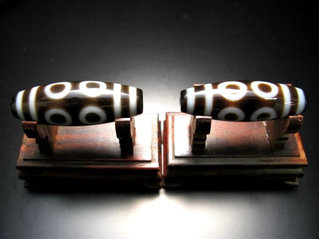 ☆A至純天珠☆八眼天珠(はちがんてんじゅ)☆サイズ：約37mm☆