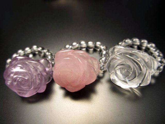 値下げ　高品質　ローズクォーツ　BIG薔薇　手彫り　バラ　カービング 値下げ 高品質 ローズクォーツ BIG薔薇 手彫り バラ カービング