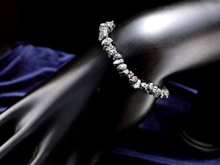 ◇激レアな逸品！◇【鑑別書付属】◇無骨ながらも輝き放つ！大粒結晶  