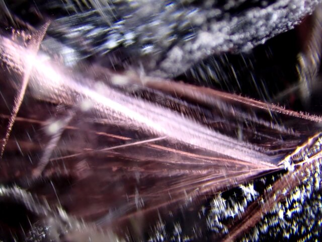 ピンクエンジェルラダークォーツ 8㎜ 天使の梯子 楽天市場】【天然石】天使のはしご☆ピンク☆エンジェルラダー