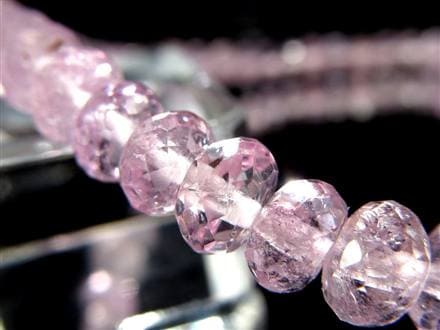 Pt900ピンクミスティックトパーズ　鑑別書付き　新品未使用品 即日発送【グレードup即日発送不可】【大特価】pt900