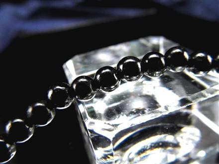 ☆秘蔵放出！☆【鑑別書付属】☆貴重！丸珠ブラックダイヤモンド