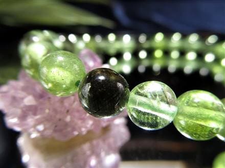 ◇限定入荷!!◇超希少！繊細針状鉱物内包◇別名「ペリドットルチル