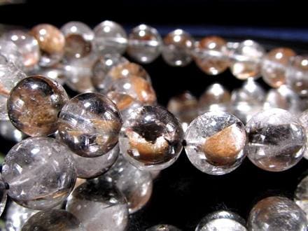 ◇少量限定入荷！◇透明感あふれる水晶◇白金針と黒銀針◇茶褐色