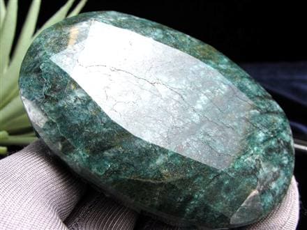 ☆神秘的な深緑色☆慈愛と癒しのエネルギーを象徴する緑多羅菩薩☆細部