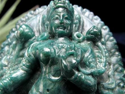 ☆神秘的な深緑色☆慈愛と癒しのエネルギーを象徴する緑多羅菩薩