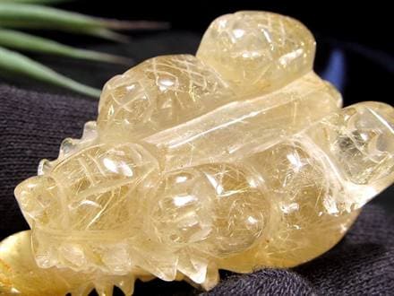 ◇究極の煌き◇細部まで彫り込んだ極上金針水晶彫刻置物◇財運を高める
