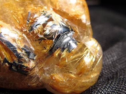 ◇究極の煌き◇細部まで彫り込んだ極上金針水晶彫刻置物◇財運を高める
