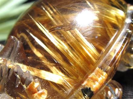 ◇究極の煌き◇細部まで彫り込んだ極上金針水晶彫刻置物◇財運を高める