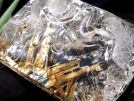 ☆圧巻の太陽放射ルチル☆迫力満点！◇細部まで彫り込んだ極上金針水晶