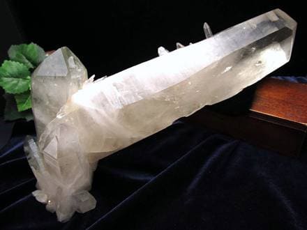 ◇厳選品質！圧倒的な透明感◇神に最も近い場所 で採掘される