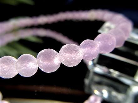 石のピンクの葡萄(大小2個)