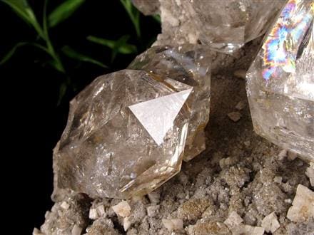 国内最大級】◇博物館レベルの超特大原石◇地中から丸ごと採掘！◇堂々